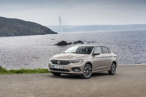 Fiat Egea 1.4 Fire Nasıl? Özellikleri, Performansı, Yakıt Tüketimi ve Alınır mı?