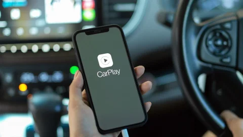 BMW G20 Apple CarPlay Var mı?