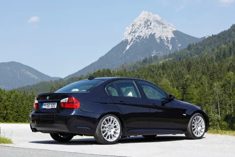 BMW E46 mı E90 mı?