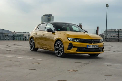 Opel Astra L Bagaj Hacmi