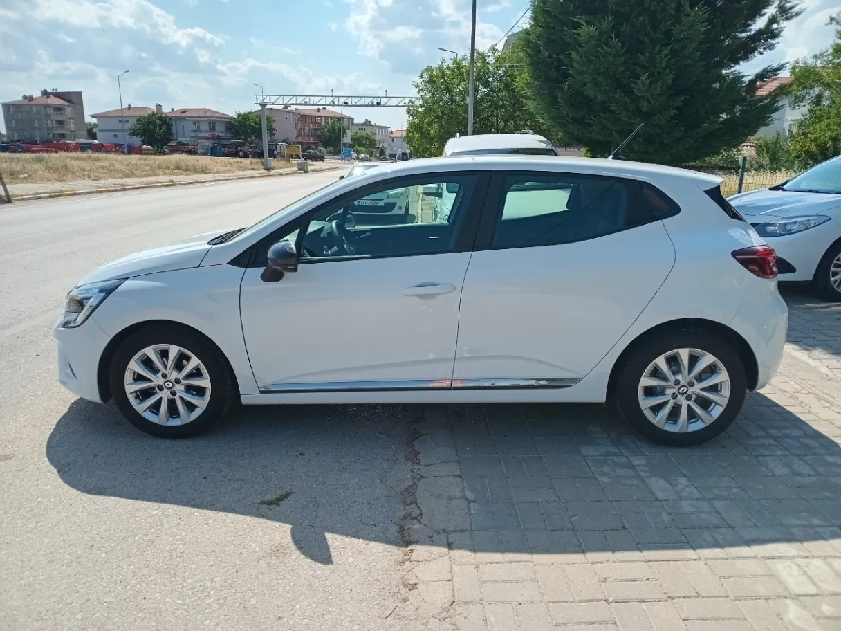 2022 Model Renault Clio 1.0 TCe Otomatik Touch Paket